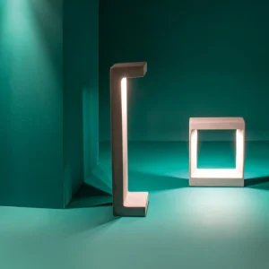 Store Borne lumineuse LED E192 en béton, hauteur 70 cm Éclairage Extérieur Professionnel