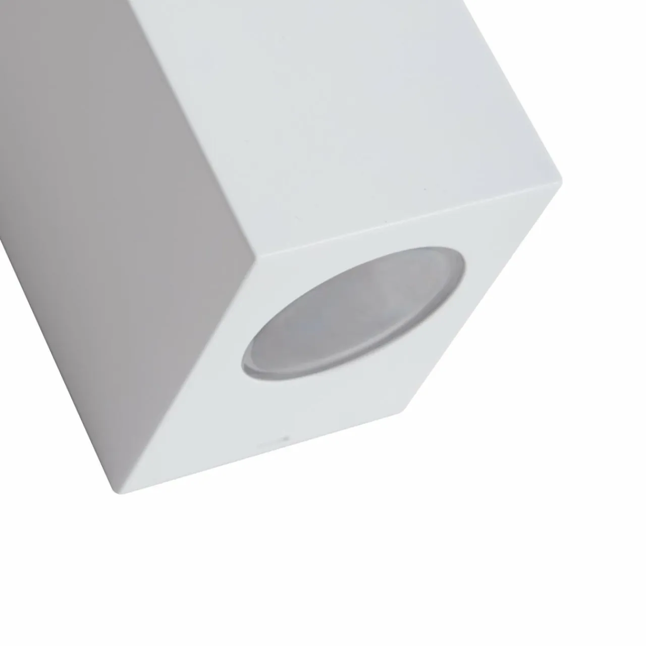 prios_applique_irfan_angulaire_blanche_cm_2-1.webp Best applique Irfan angulaire blanche 10 cm Éclairage Extérieur Professionnel