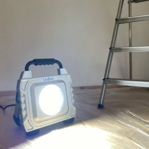 Online Projecteur de chantier LED Kalkum, fonction de coupure de courant Éclairage Technique