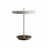 Shop lampe de table LED Asteria Table, USB, gris clair/laiton Éclairage De Bureau